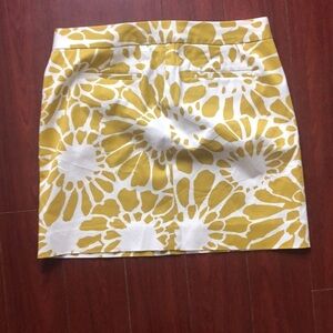J Crew  Mini Cotton Stretch Skirt size 2 Mustard & White